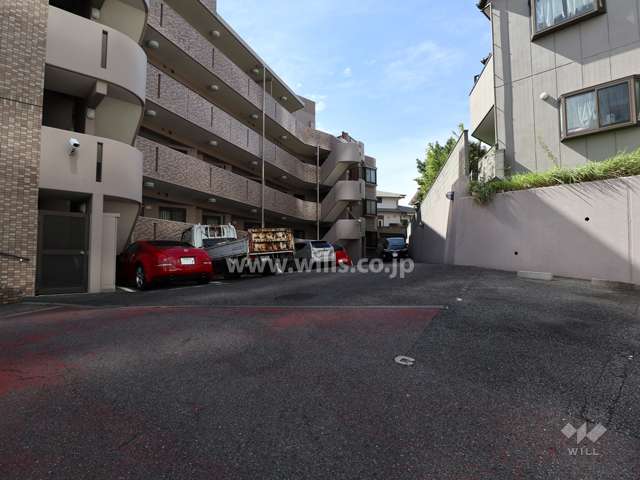 敷地内駐車場（屋外平面式）