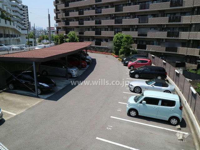 敷地内駐車場(屋外平面式)
