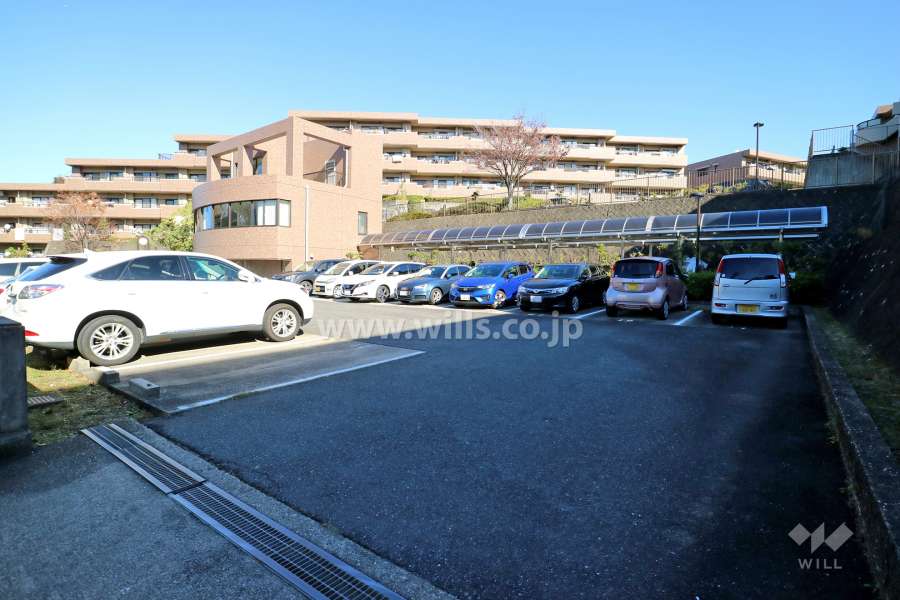 敷地内駐車場（屋外平面式）