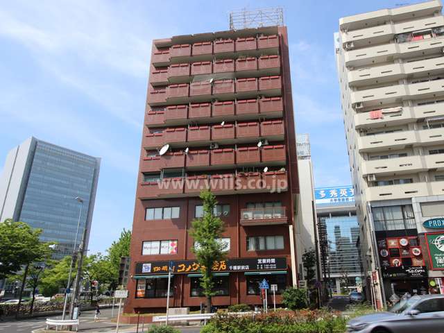 トーカンマンション千種の外観（南側から）