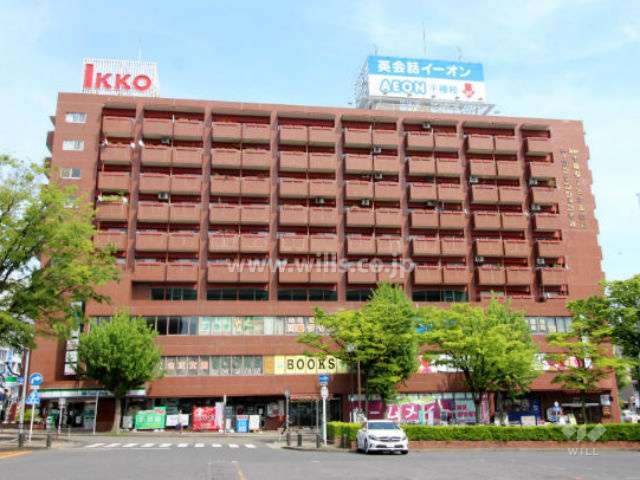 トーカンマンション千種の外観（西側から）