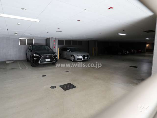 敷地内駐車場(屋内平面式)