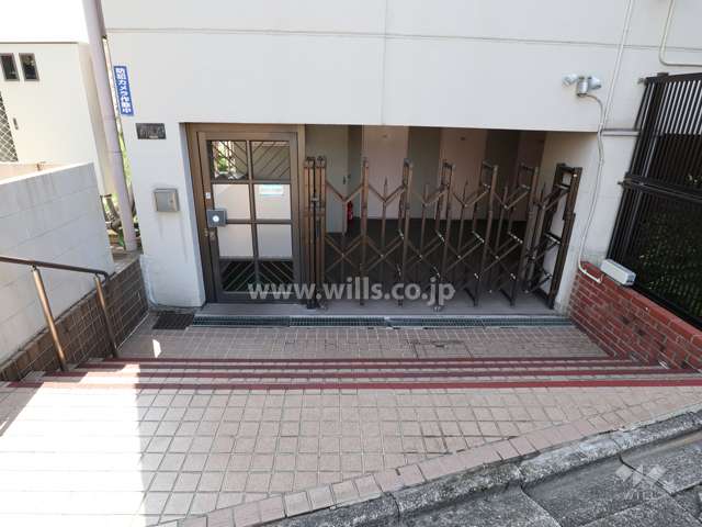 サブエントランス