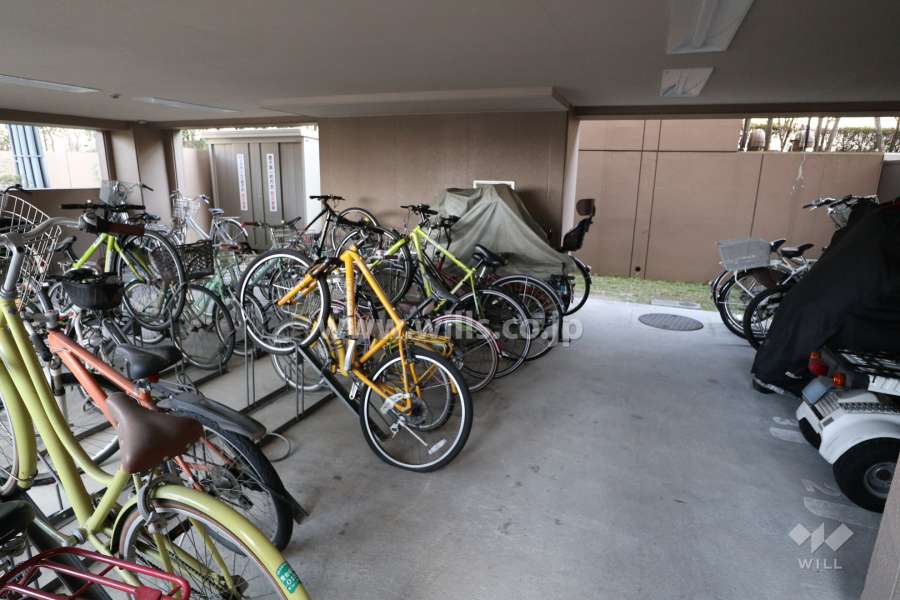 駐車場・バイク置場