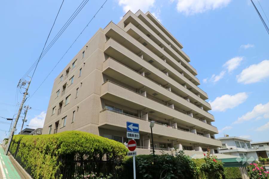 パークコート覚王山の外観（南西側から）