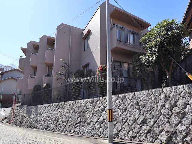 東山パークマンションの外観（北側から）