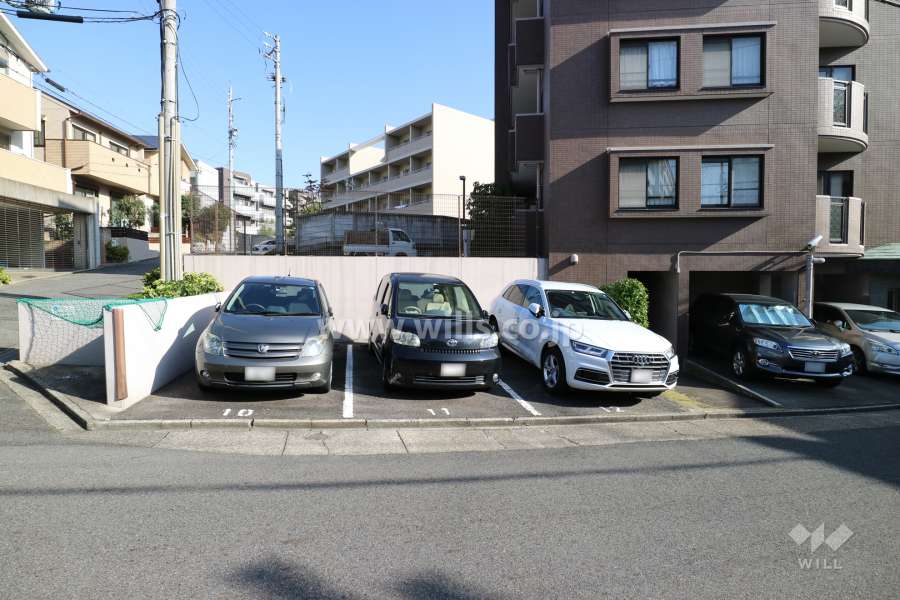 敷地内駐車場（屋外平面式）