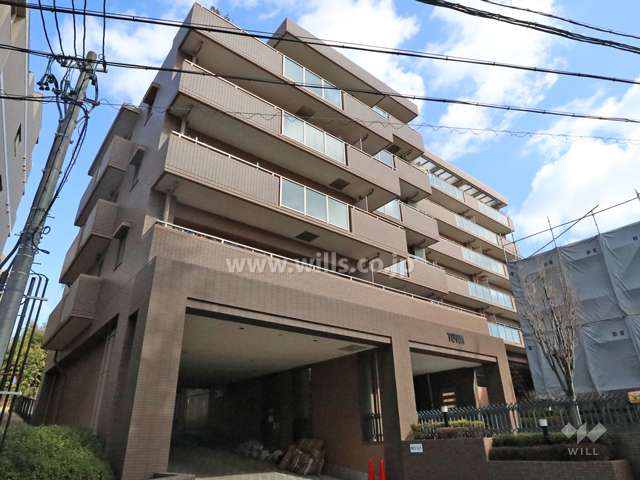 藤和覚王山ホームズの外観(南西側から)