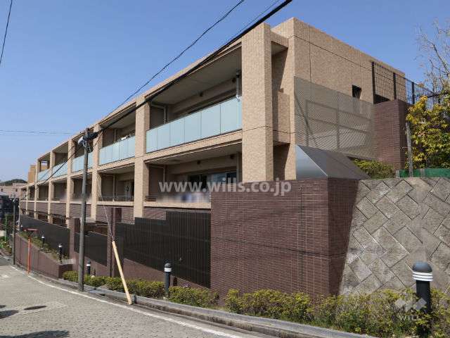 ザ・パークハウス本山日和町の外観(南東側から)