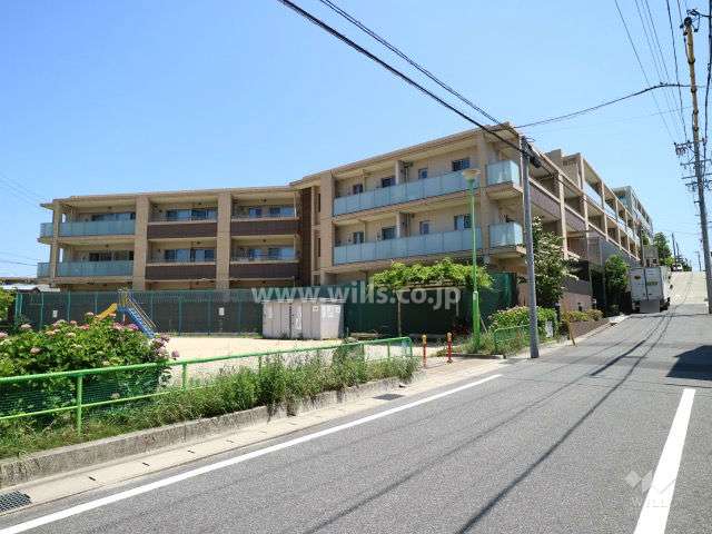 ザ・パークハウス本山日和町の外観(南西側から)