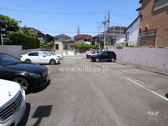 敷地内駐車場（屋外平面式）
