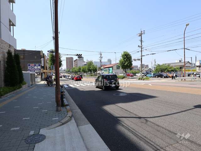 敷地北側前面道路