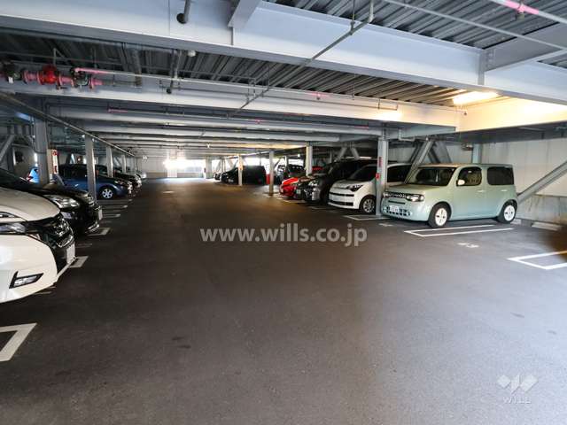 敷地内駐車場（自走式立体）