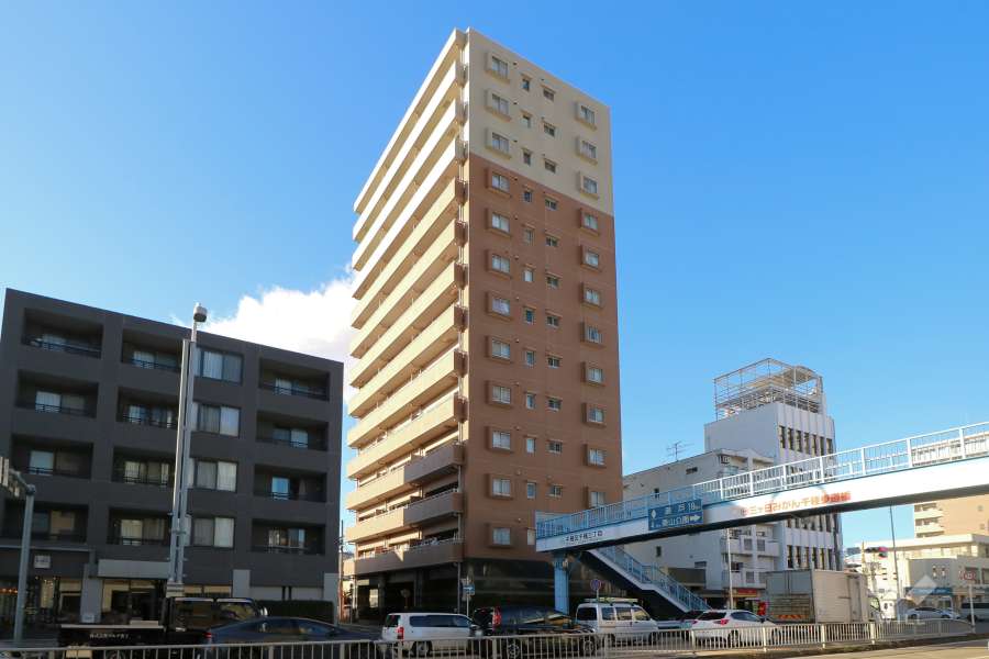 ファミール吹上の外観（南東側から）