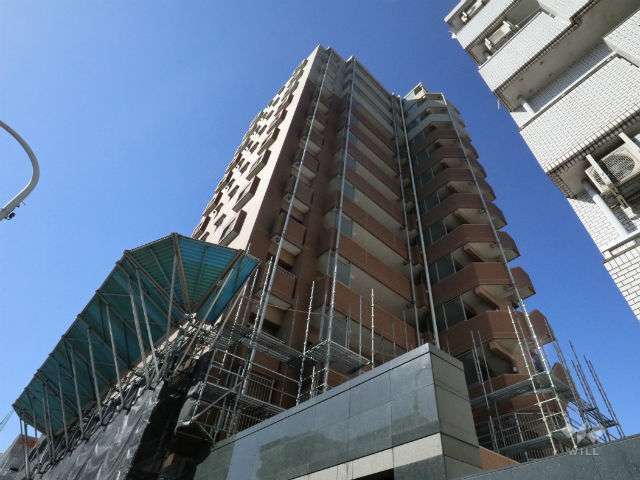 ファミール吹上の外観(北側から)※2018年現在、大規模修繕工事中