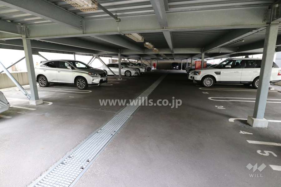 敷地内駐車場(自走式　屋内平面式)