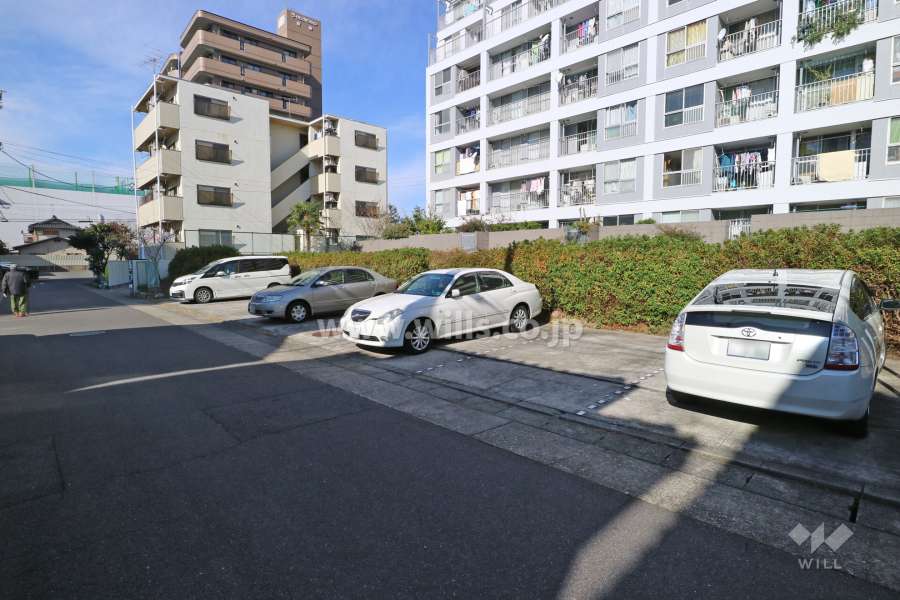 敷地内駐車場（屋外平面式）