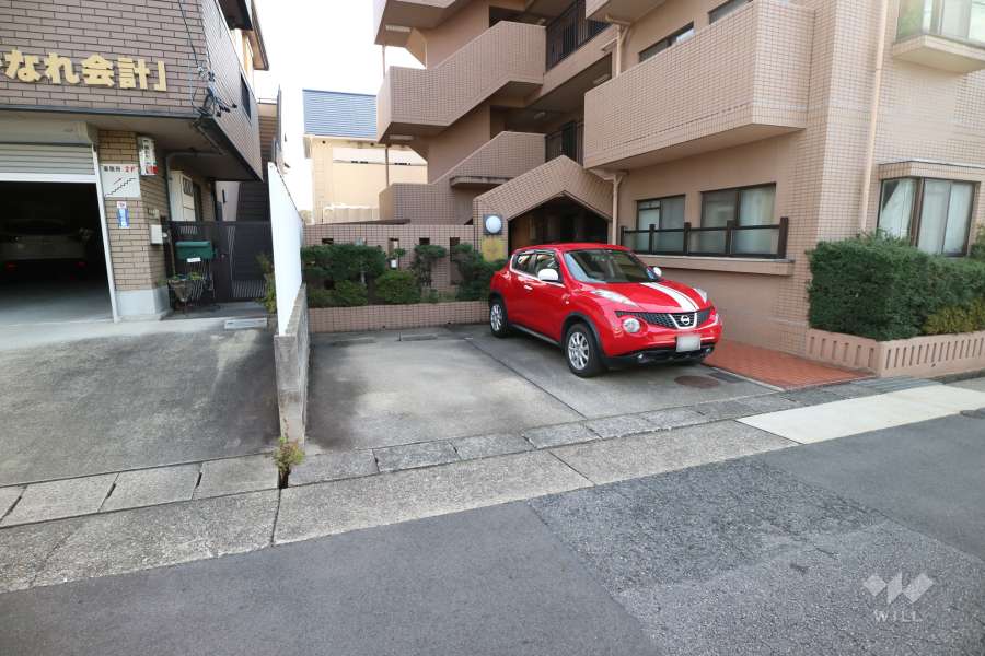 敷地内駐車場（屋外平面式）
