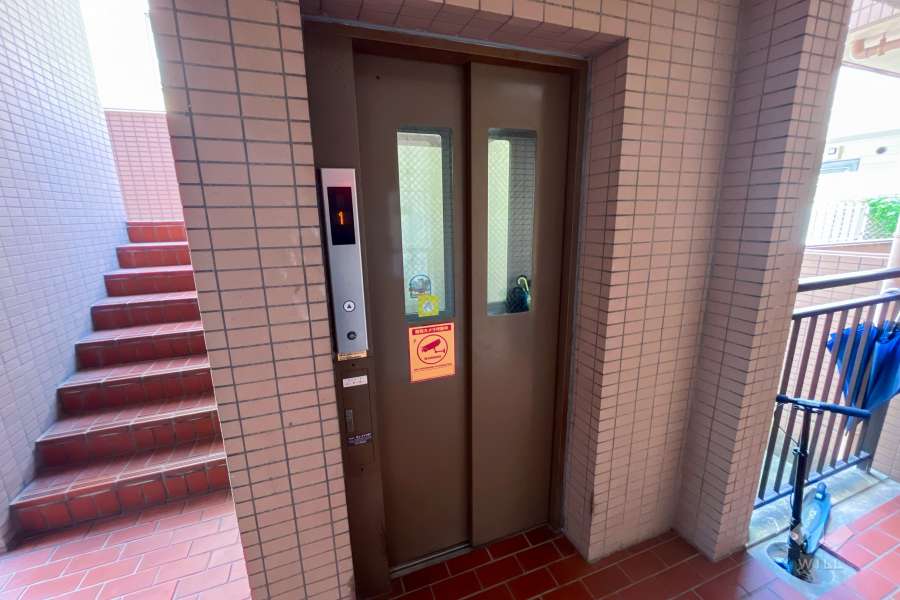エレベーター