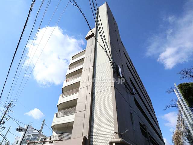 メゾン覚王山陽宮殿の外観(北東側から)