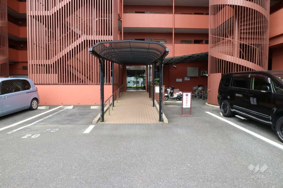 サブエントランス
