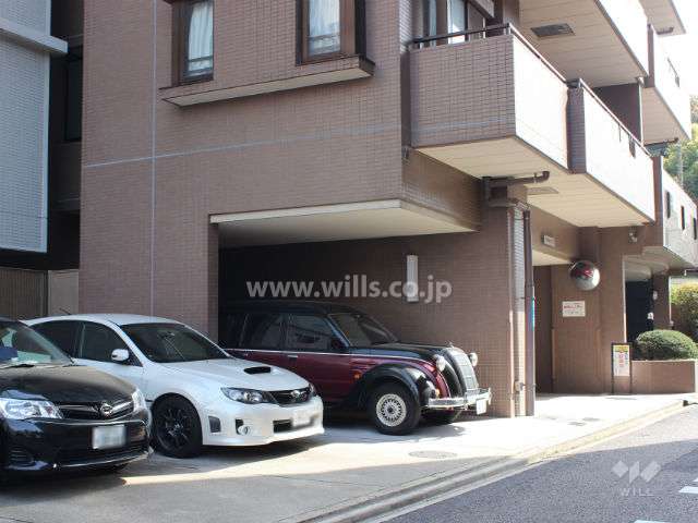 敷地内駐車場（屋外平面式）