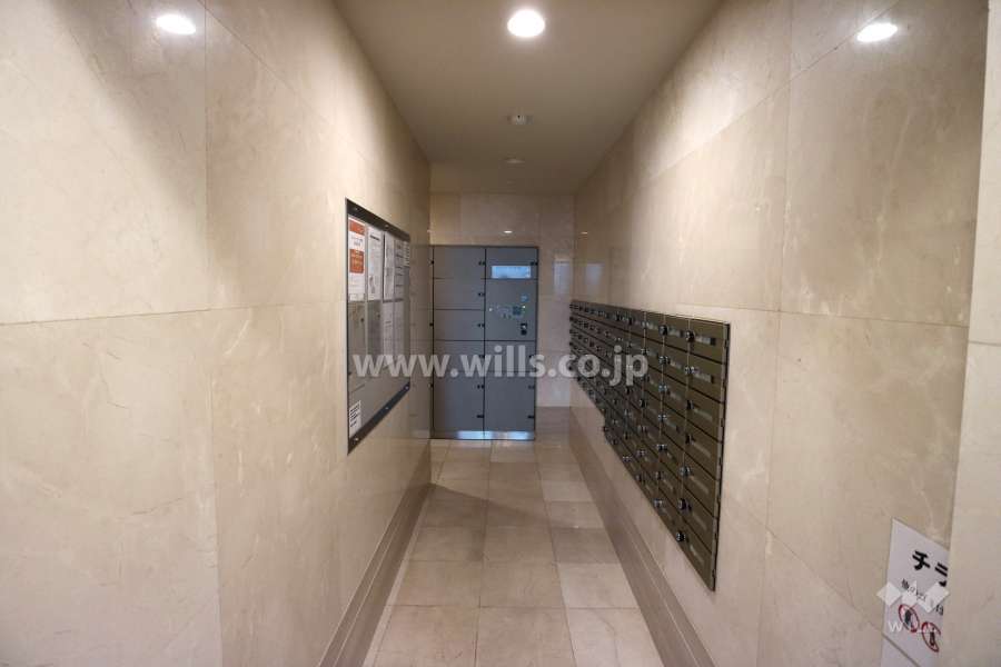 宅配ボックスと共用ポスト