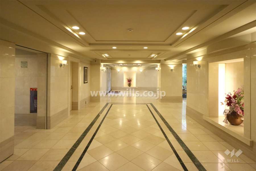 エントランスホール