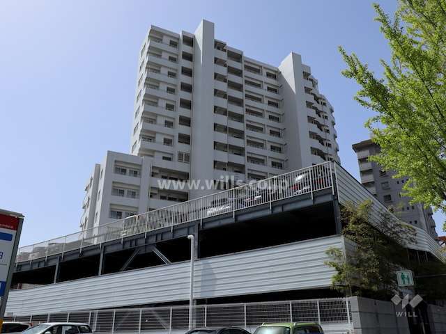 シティハウス星ヶ丘の外観（南西側から）