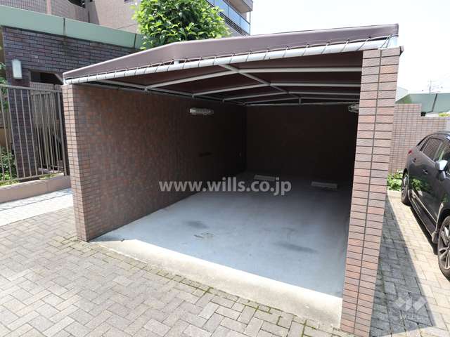 敷地内駐車場（屋内平面式）