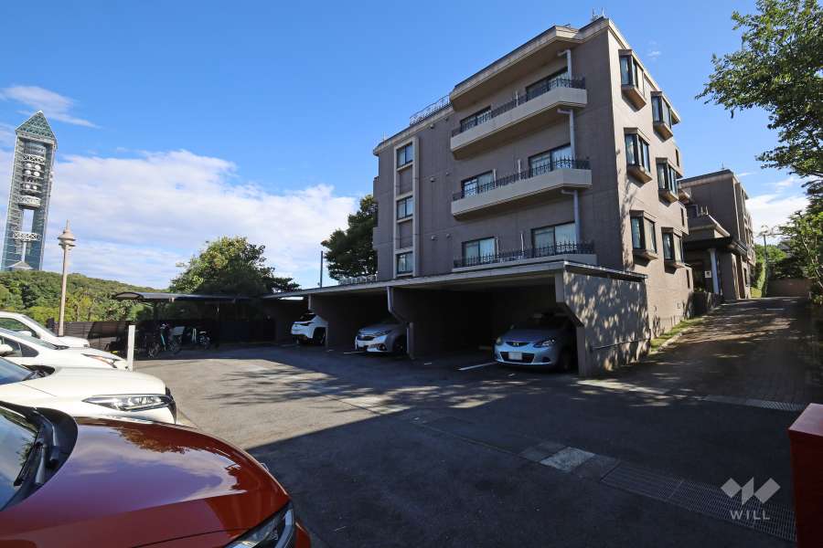 敷地内駐車場（屋外平面式・屋内平面式）