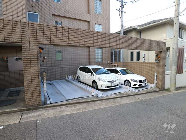 敷地内駐車場（屋外機械式）