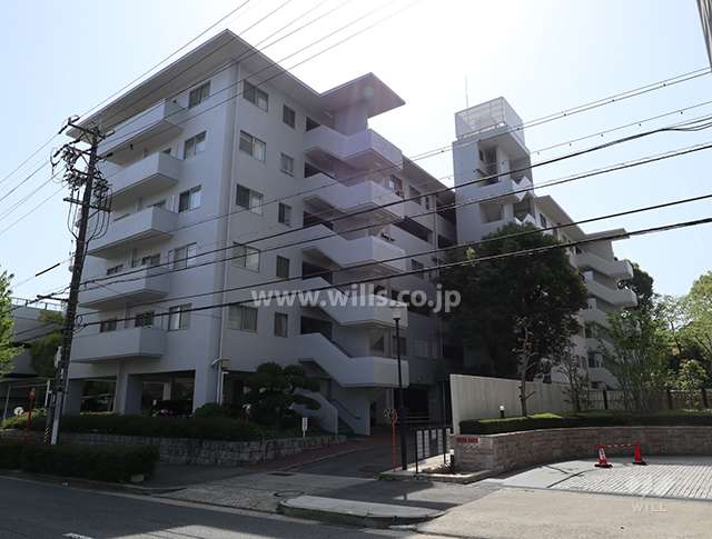 法王マンションの外観(北東側から)