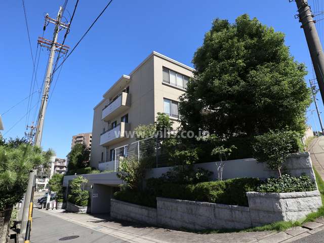 グランドメゾン鹿子町の外観（南西側から）