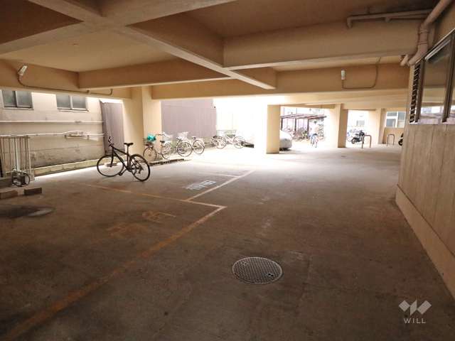 敷地内駐車場(屋内平面式)