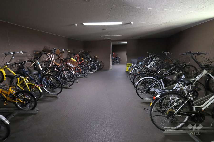 駐輪場（屋内）