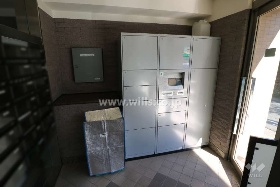 宅配ボックスと共用ポスト