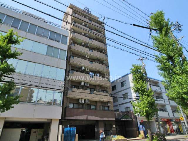 ライオンズマンション千種南の外観（東側から）