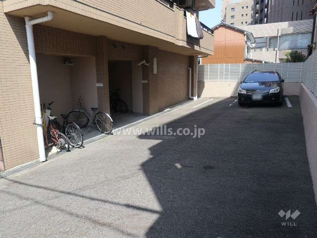 敷地内駐車場(屋外・内平面式)