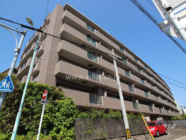 オーベル東山公園の外観（南西側から）