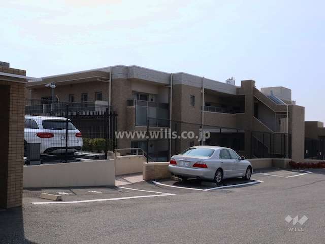 ディーグランセ東山元町の外観（北西側から）