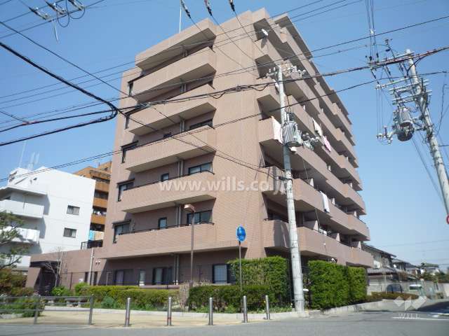 コスモ豊中曽根参番館の外観（南西側から）