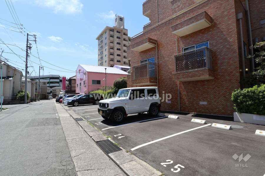 敷地内駐車場（屋外平面式）