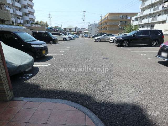 敷地内駐車場(屋外平面式)