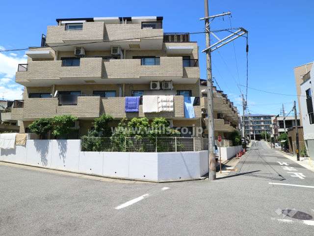 グランドメゾン南明の外観(西側から)