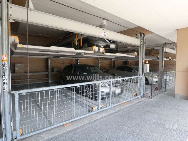敷地内駐車場(屋内機械式)