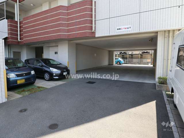 敷地内駐車場(屋外機械式・屋外平面式)