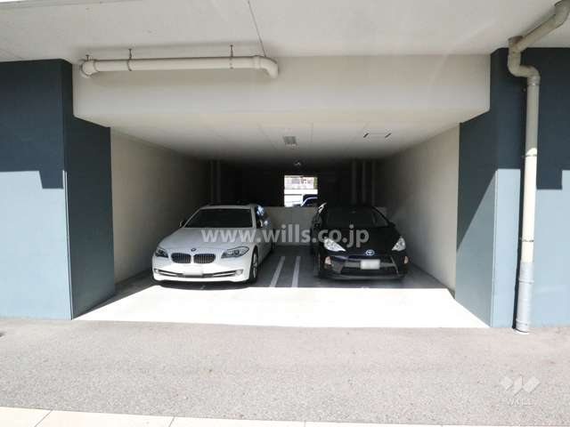 敷地内駐車場（屋内平面式）