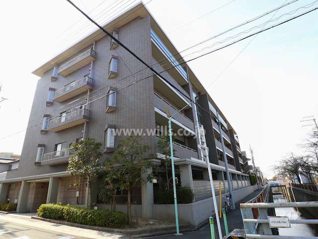 プレシアスコート本山の外観（北側から）