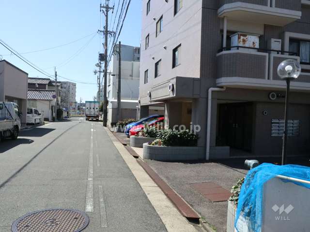 敷地東側前面道路